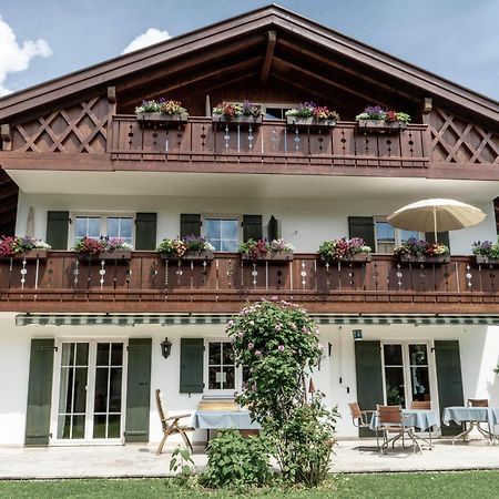 Gaestehaus Quirin Garmisch-Partenkirchen Exteriör bild