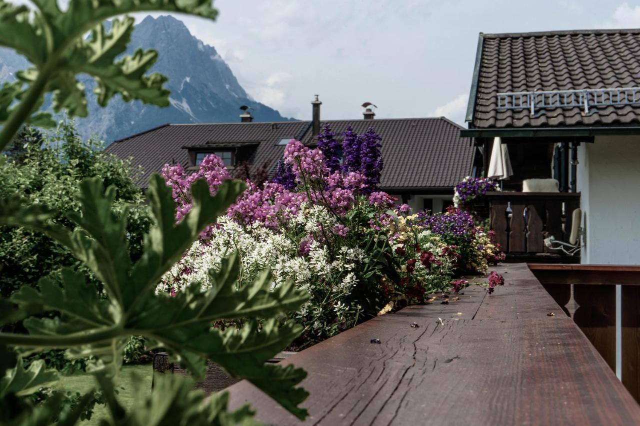 Gaestehaus Quirin Garmisch-Partenkirchen Exteriör bild