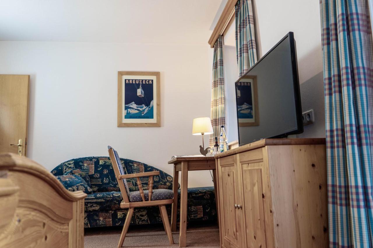Gaestehaus Quirin Garmisch-Partenkirchen Exteriör bild