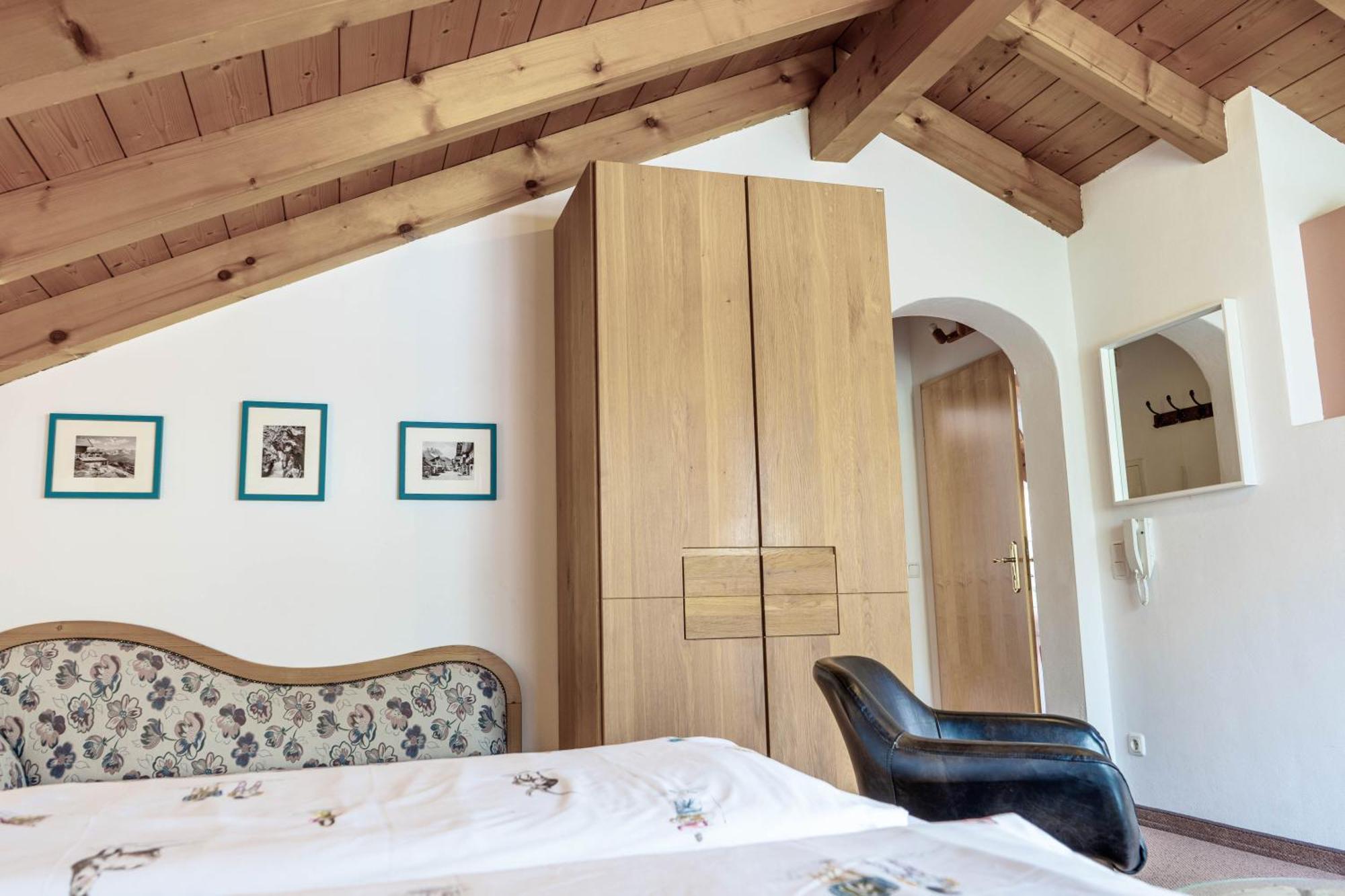 Gaestehaus Quirin Garmisch-Partenkirchen Exteriör bild