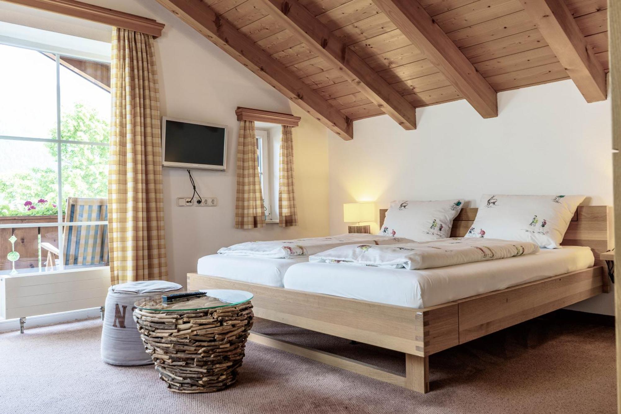 Gaestehaus Quirin Garmisch-Partenkirchen Exteriör bild