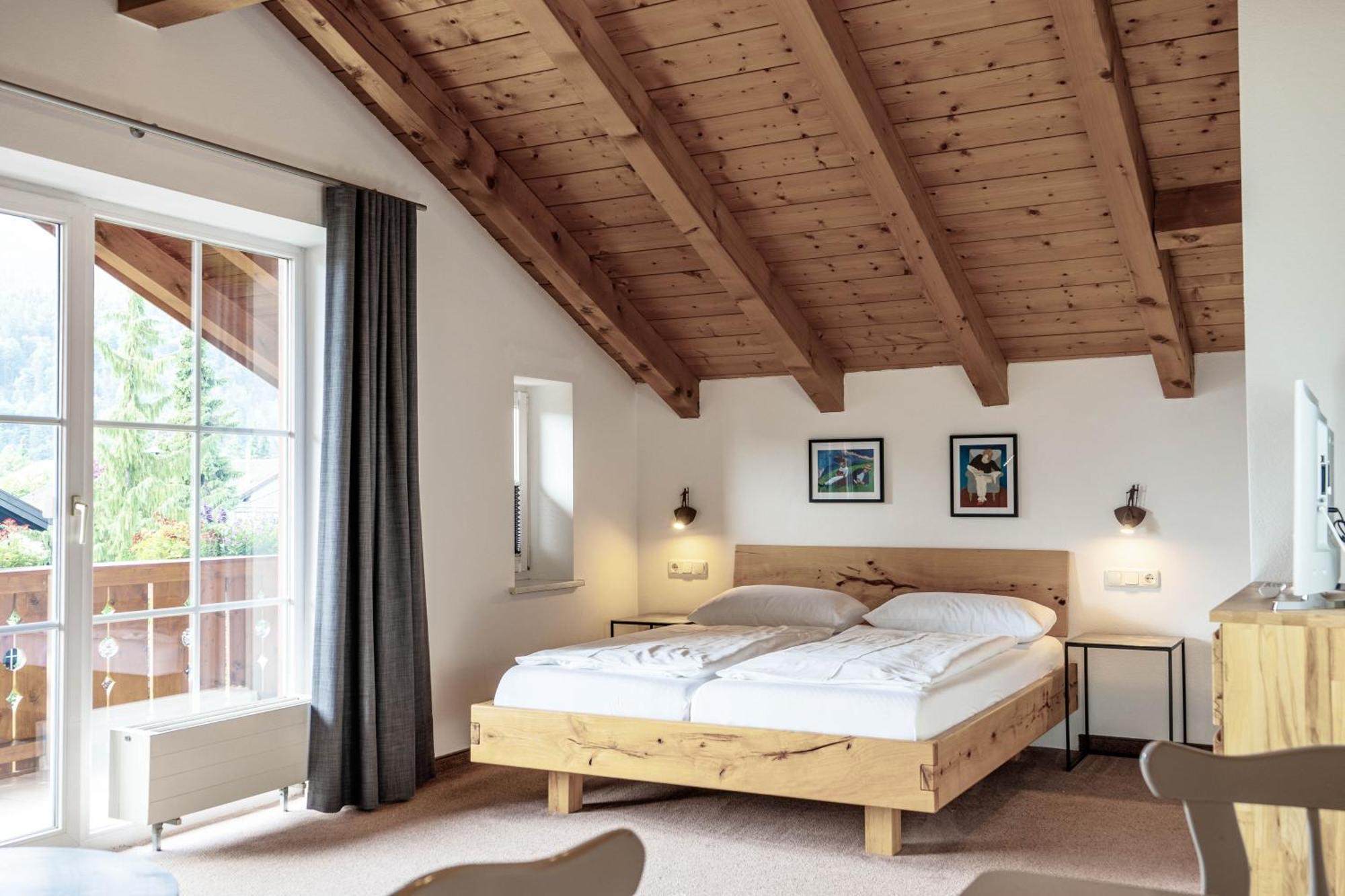 Gaestehaus Quirin Garmisch-Partenkirchen Exteriör bild