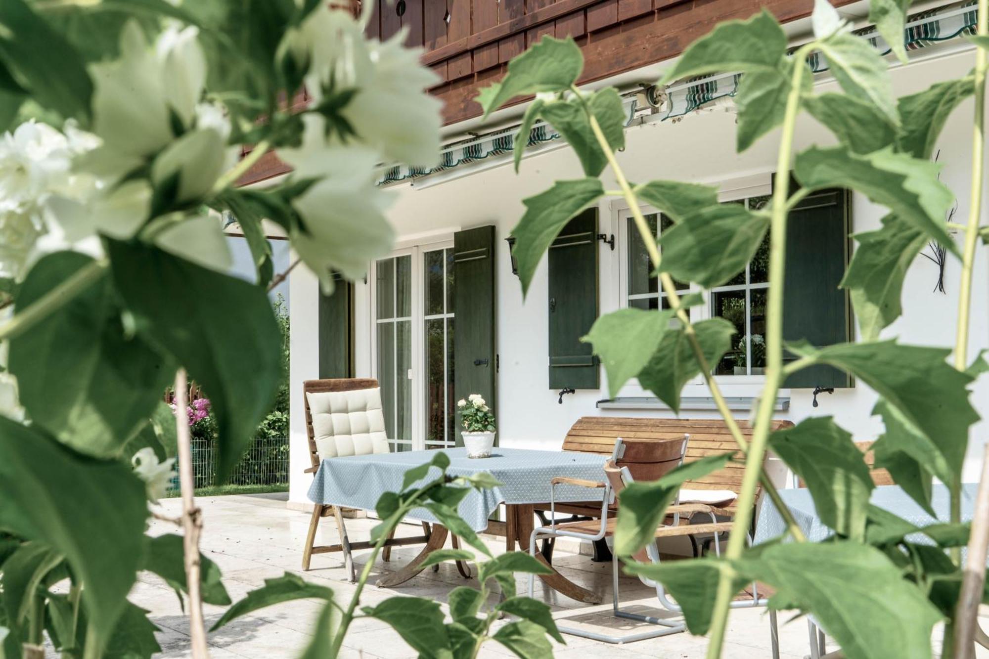 Gaestehaus Quirin Garmisch-Partenkirchen Exteriör bild
